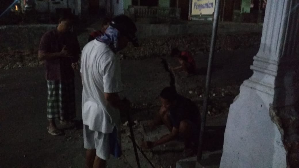 PENGEMBANGAN JARINGAN PIPA DI DUSUN KROWE